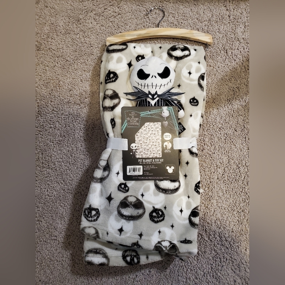Jack Skellington Nightmare Before Christmas Fleece Pet Blanket And Toy